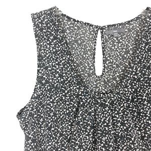 GAP Gray Sleeveless Geometric Print Scoop Neck Top